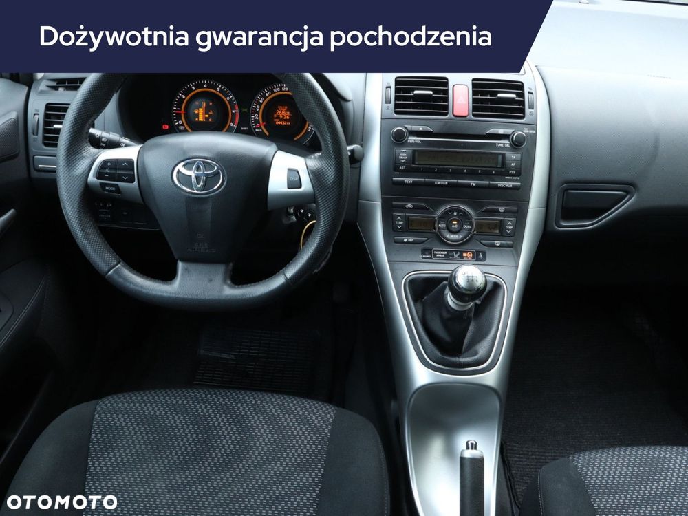 Toyota Auris - 9