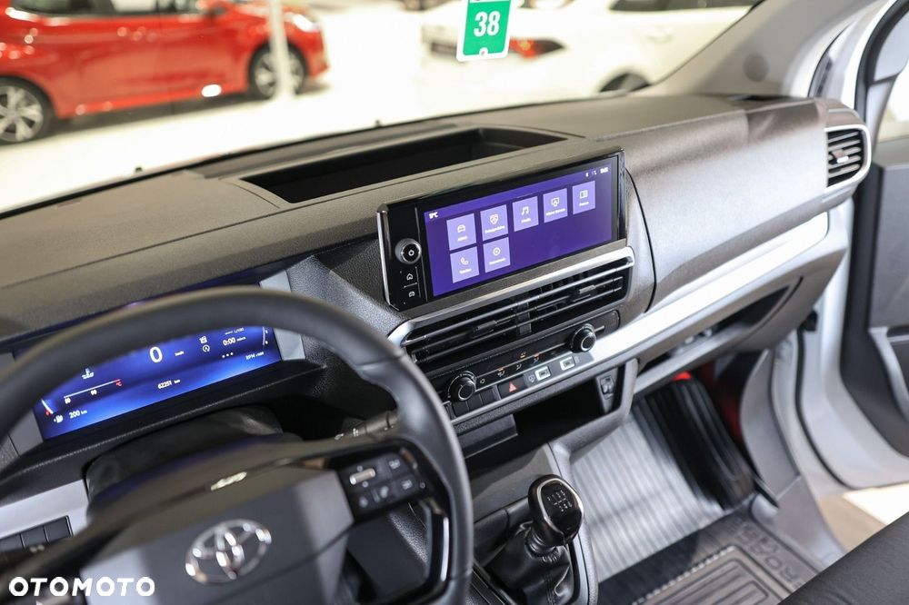 Toyota Proace Verso - 37