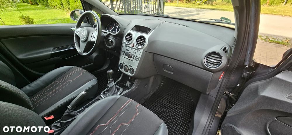 Opel Corsa 1.4 16V 150 Jahre - 20