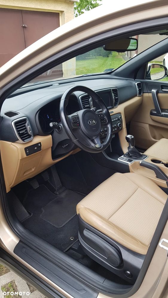 Kia Sportage 1.6 GDI L 2WD - 8
