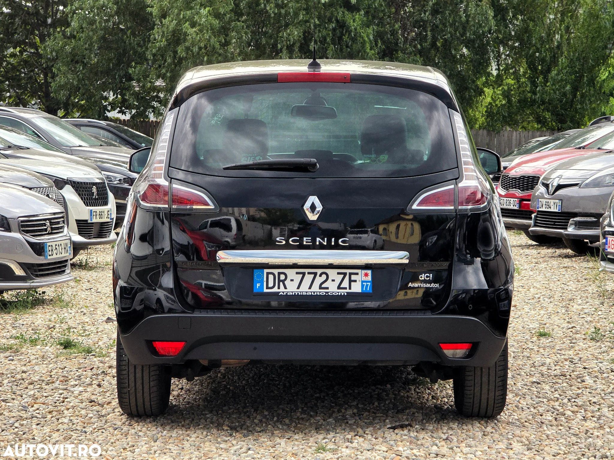 Renault Scenic ENERGY dCi 130 BOSE EDITION - 11
