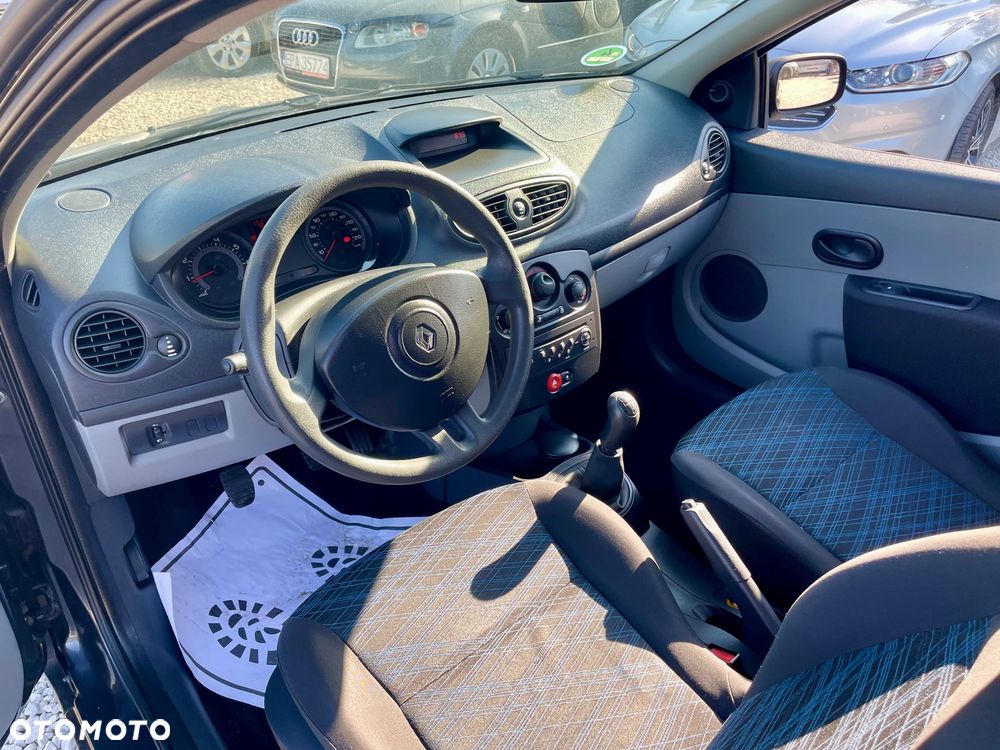 Renault Clio 1.2 16V Authentique - 26
