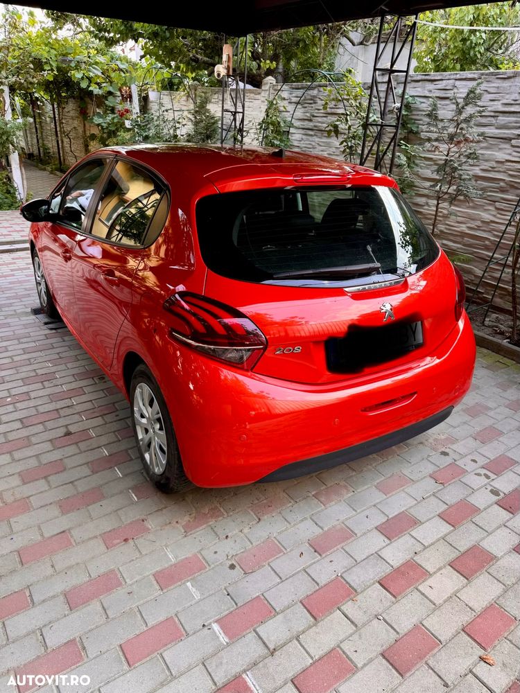 Peugeot 208 1.2 L PureTech Active - 13