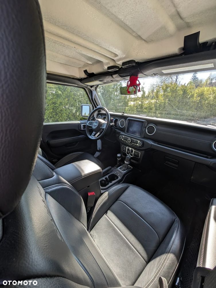 Jeep Wrangler Unlimited Hard-Top 3.6 Automatik Sahara - 4
