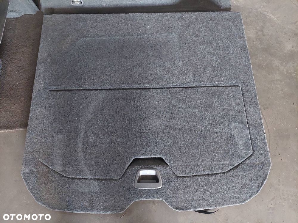 WNĘTRZE TAPICERKA BAGAŻNIKA ROLETA BAGAŻNIKA BOCZKI VOLVO XC60 I LIFT - 6