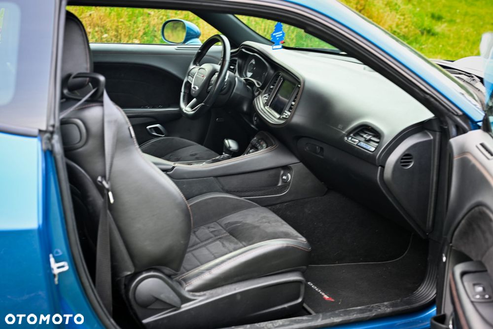 Dodge Challenger 5.7 R/T Shaker - 24