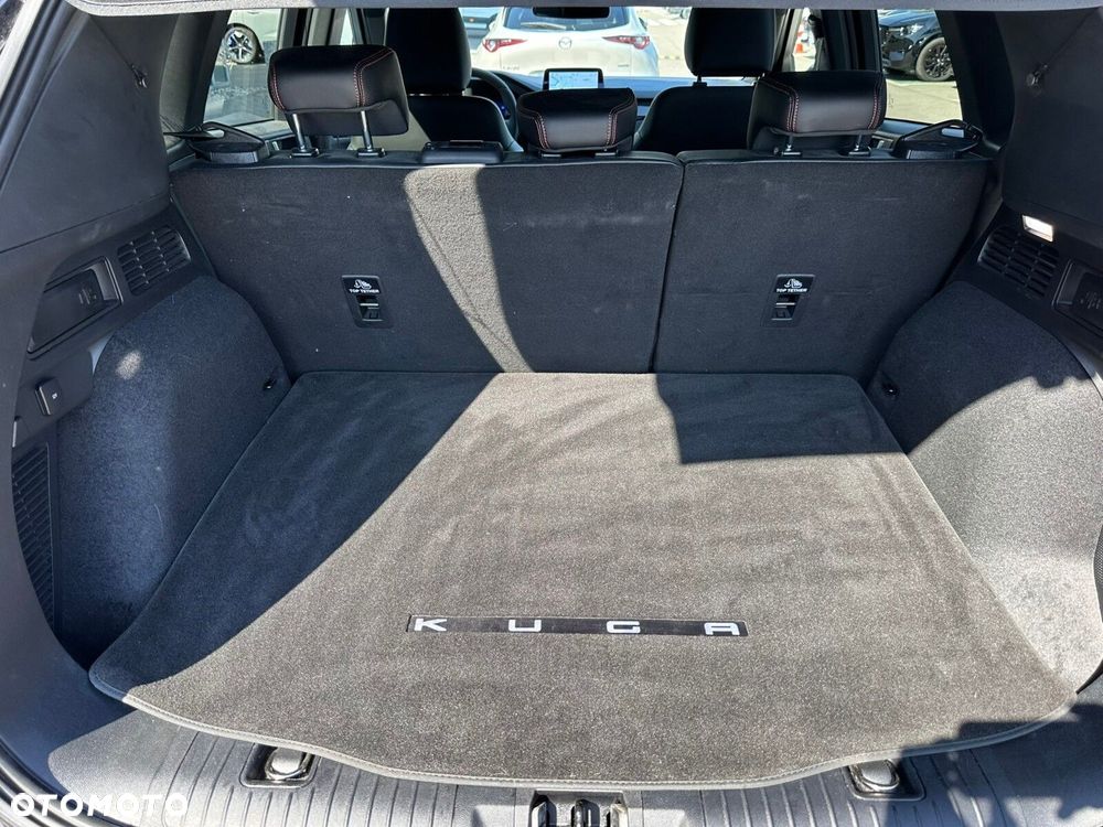 Ford Kuga - 16
