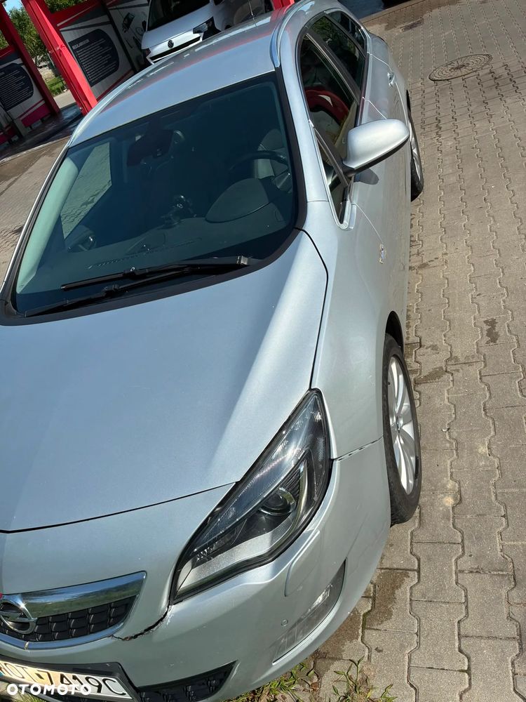 Opel Astra 1.6 T Sport - 22