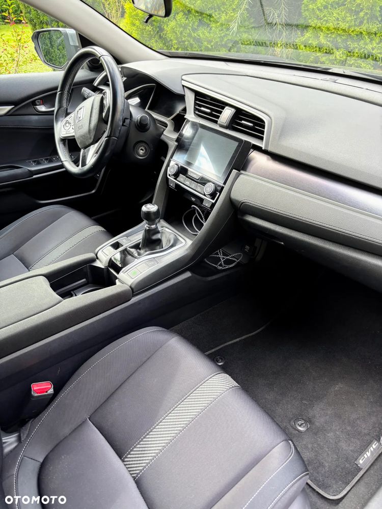 Honda Civic 1.5 T Elegance - 12
