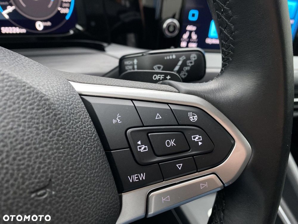 Volkswagen Golf - 16