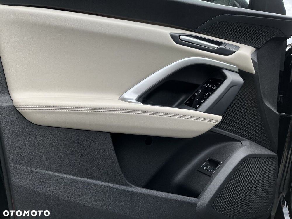 Audi Q5 Sportback - 27