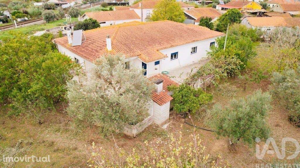 Moradia térrea T4 em Pelariga de 386 m2 - Grande imagem: 4/29