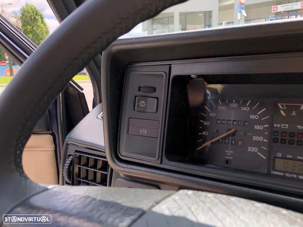 VW Golf Cabriolet 1.8 - 16