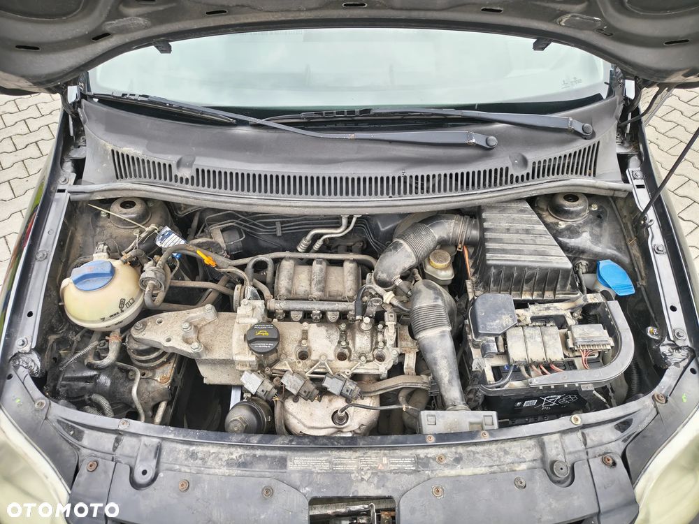 Volkswagen Fox - 5