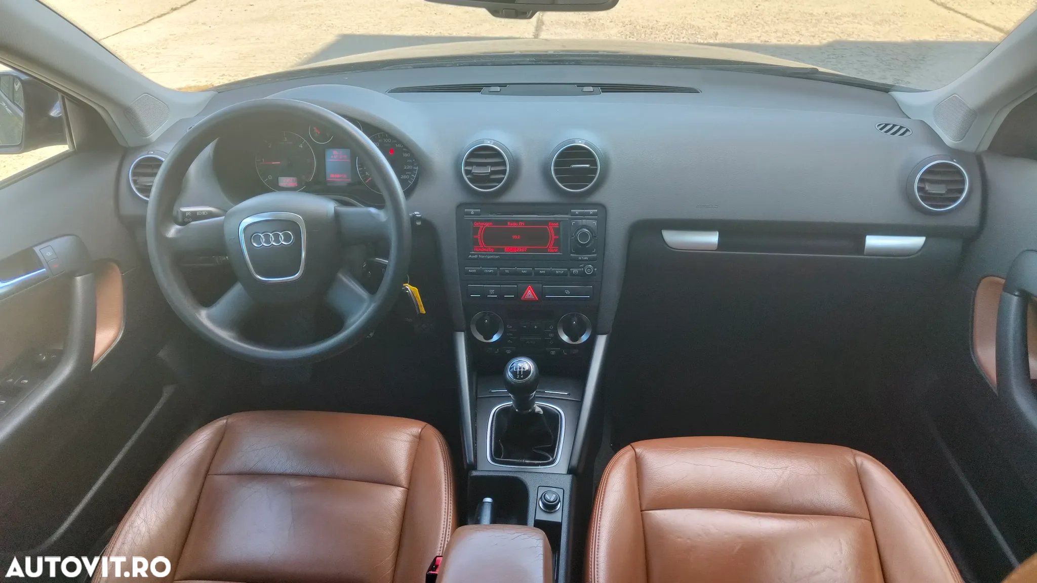 Audi A3 1.9 TDI Sportback Attraction - 9
