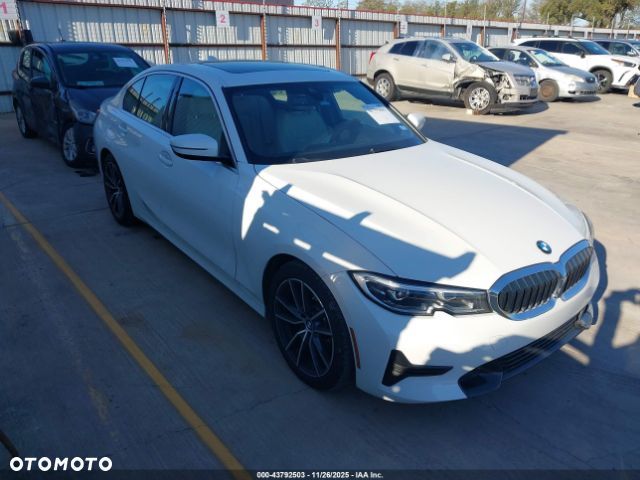 BMW Seria 3 330i Sport Line - 1