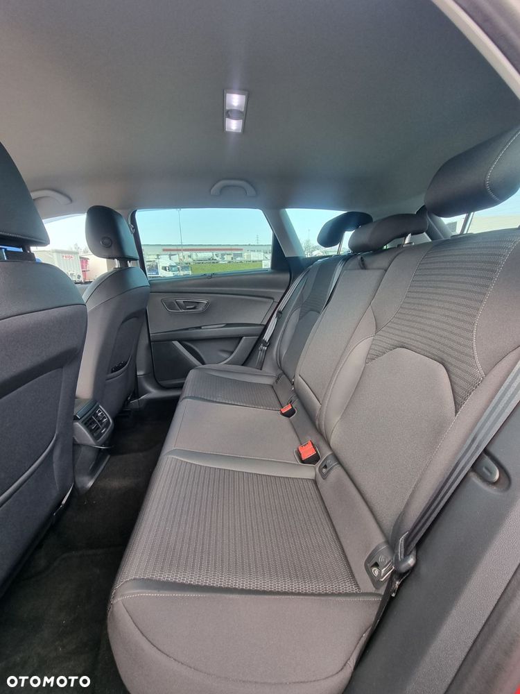 Seat Leon 1.5 EcoTSI Evo Xcellence S&S DSG - 2