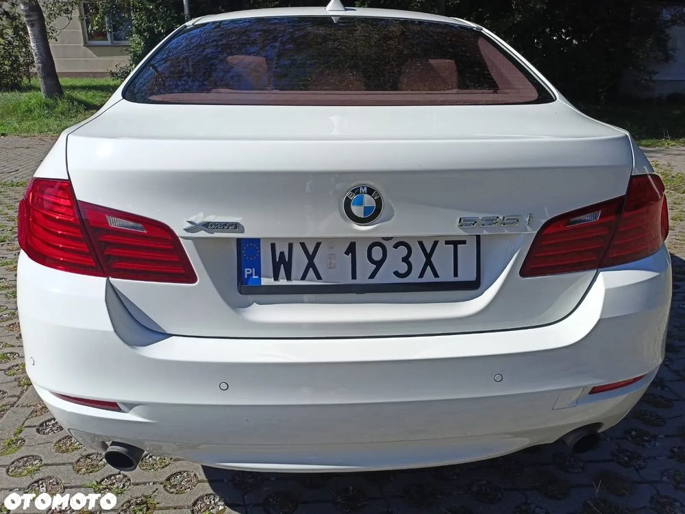 BMW Seria 5 535i Luxury Line - 6