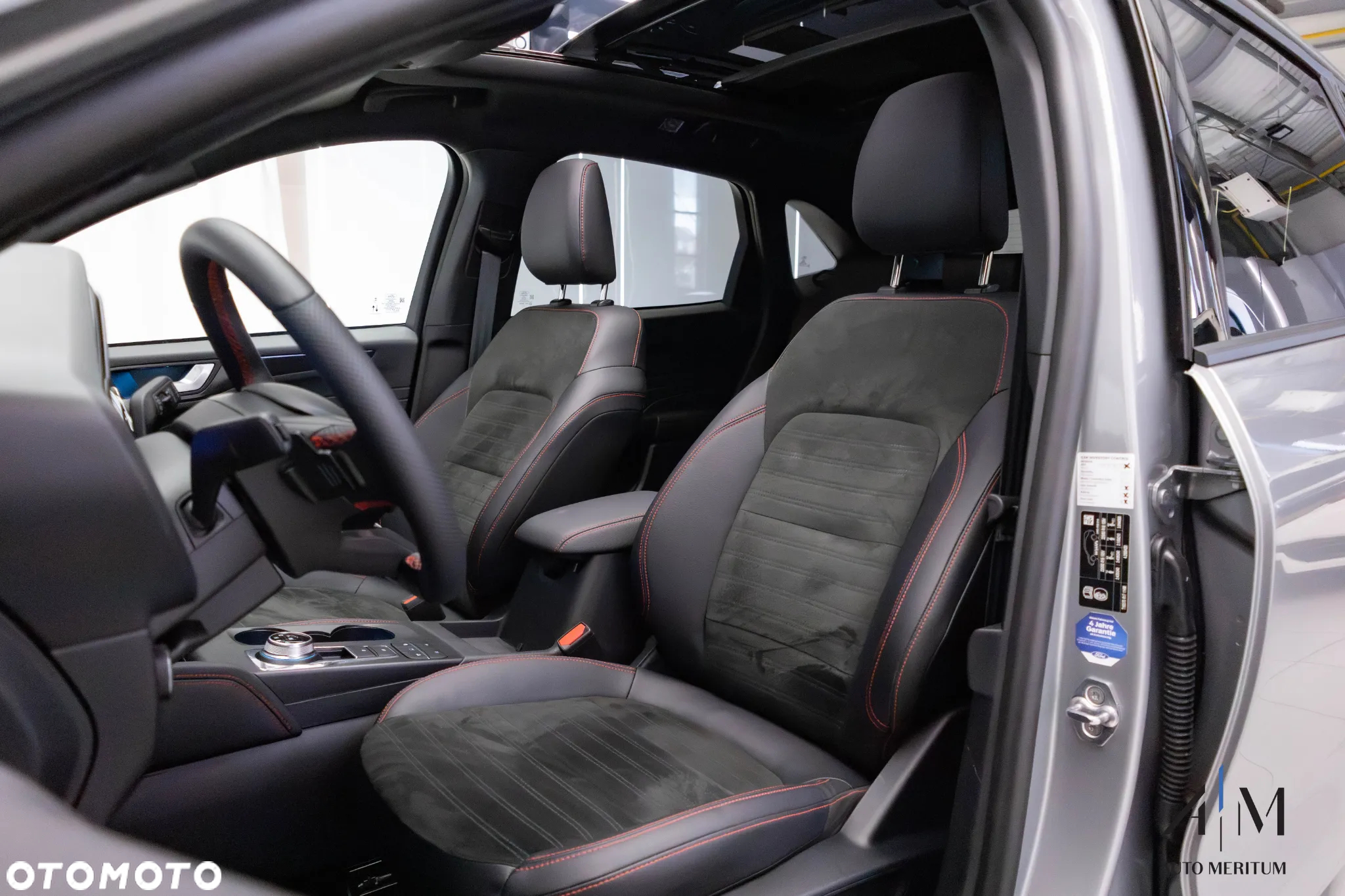 Ford Kuga 2.0 EcoBlue 4x4 ST-LINE X - 14