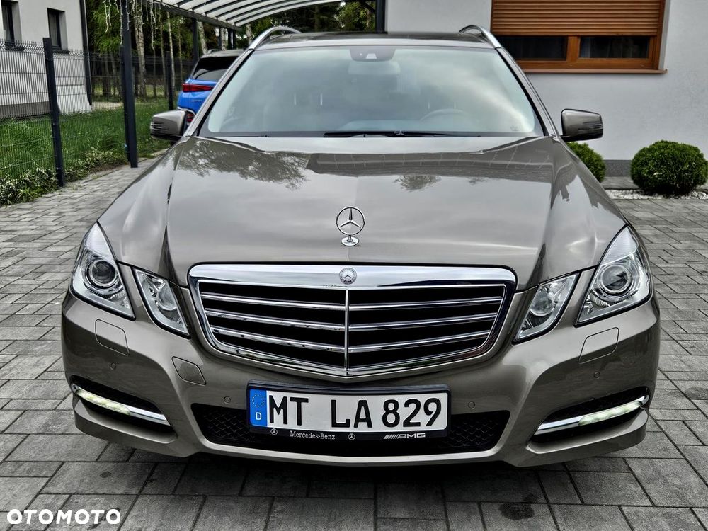 Mercedes-Benz Klasa E - 17