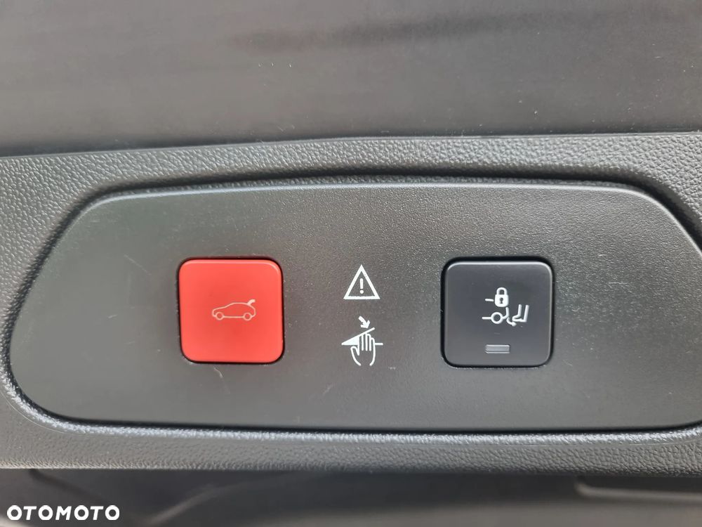 Opel Grandland X 1.2 Start/Stop Ultimate - 28