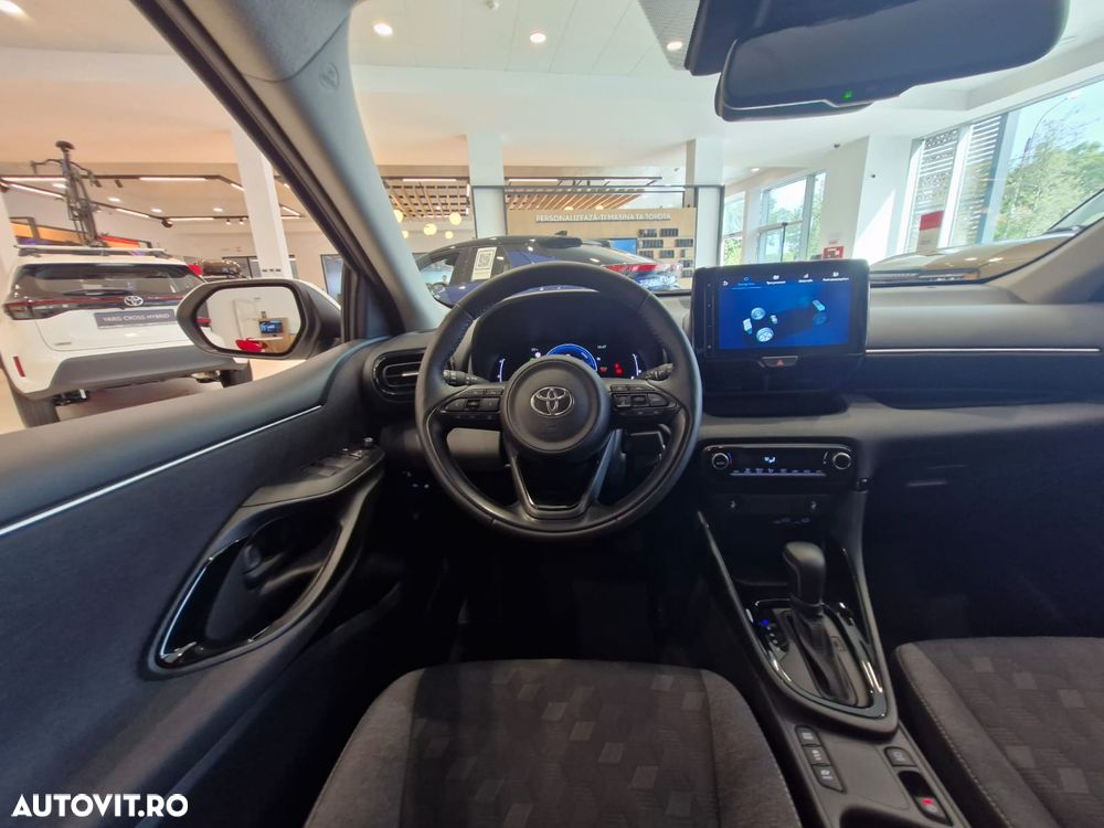 Toyota Yaris - 11