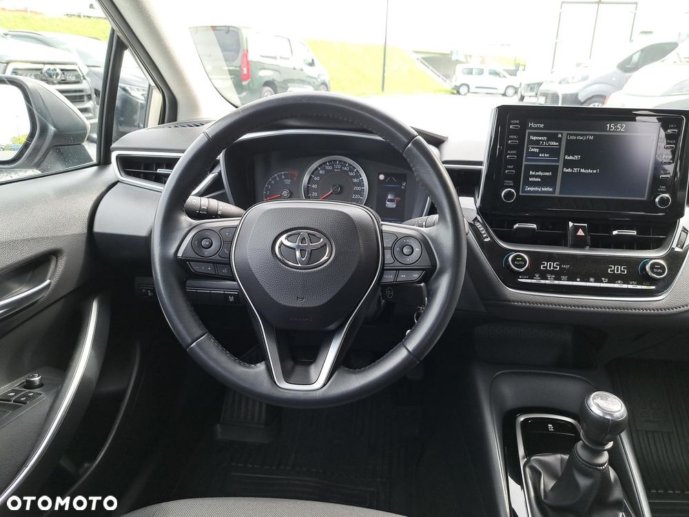 Toyota Corolla - 12