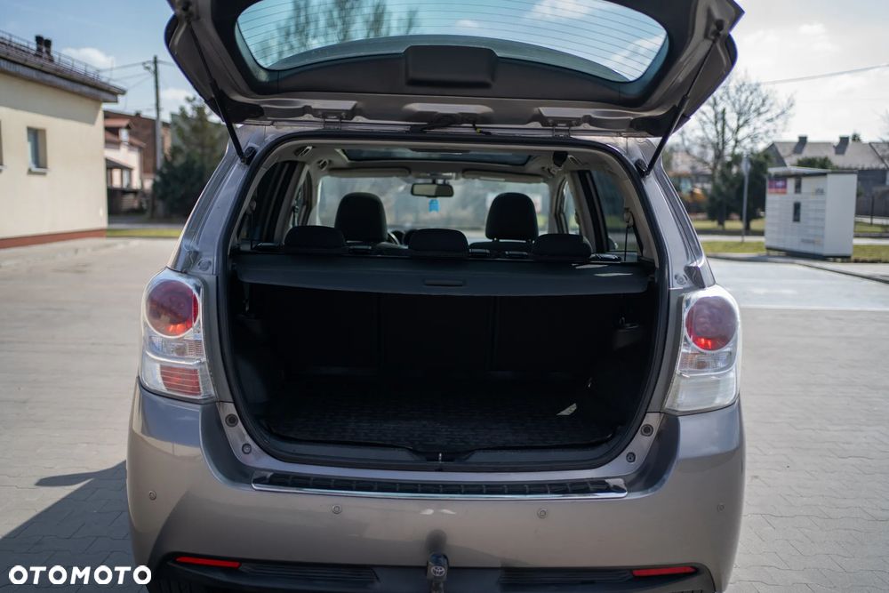 Toyota Verso 1.6 D-4D 5-Sitzer Start/Stop Skyview Edition - 22