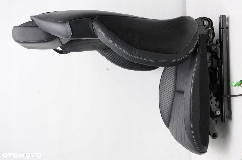 MERCEDES AMG GT C190 FOTELE SKÓRA GRZANE PAMIĘC EL - 5