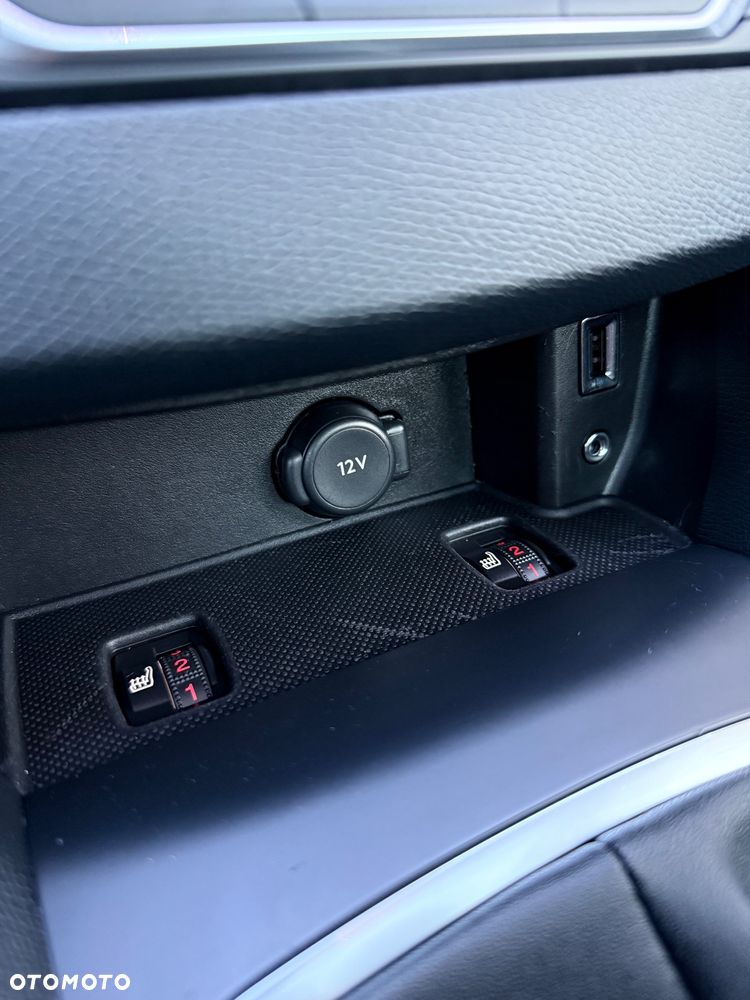 Peugeot 308 BlueHDi 150 Stop & Start Allure - 32