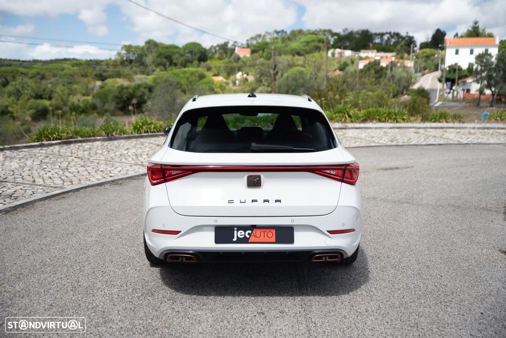 Cupra Leon ST 1.4 e-Hybrid MID DSG - 8
