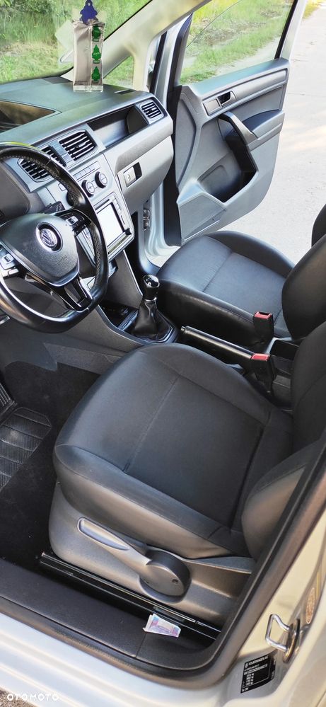 Volkswagen Caddy - 11