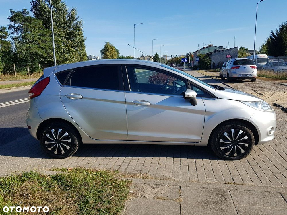 Ford Fiesta - 4