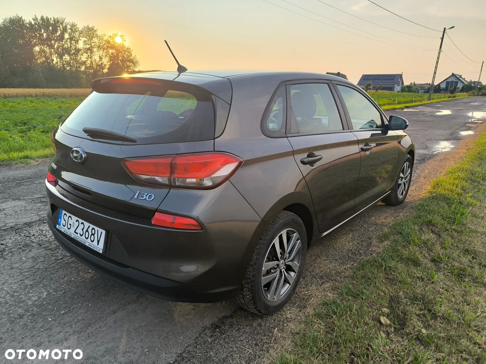 Hyundai i30 1.0 T-GDI Premiere Comfort - 8