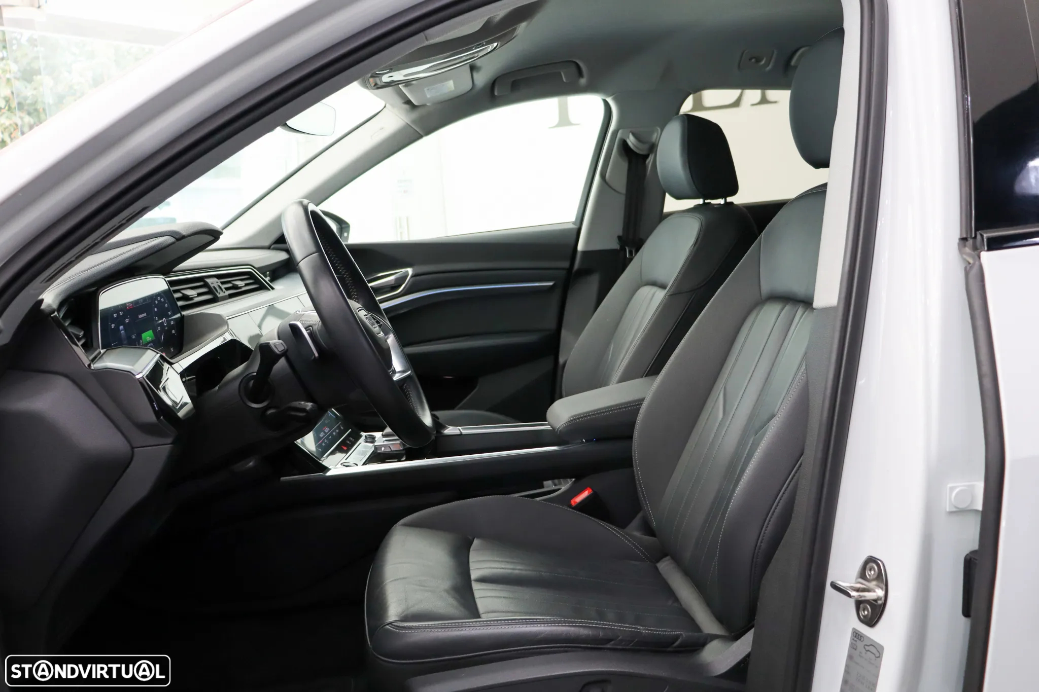 Audi e-tron 50 quattro - 12