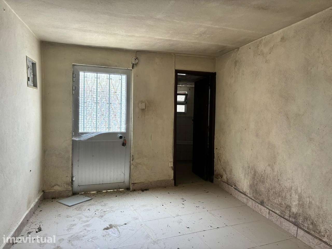 Moradia para Restaurar T1 Venda em Grade e Carralcova,Arcos de Valdeve - Grande imagem: 3/19