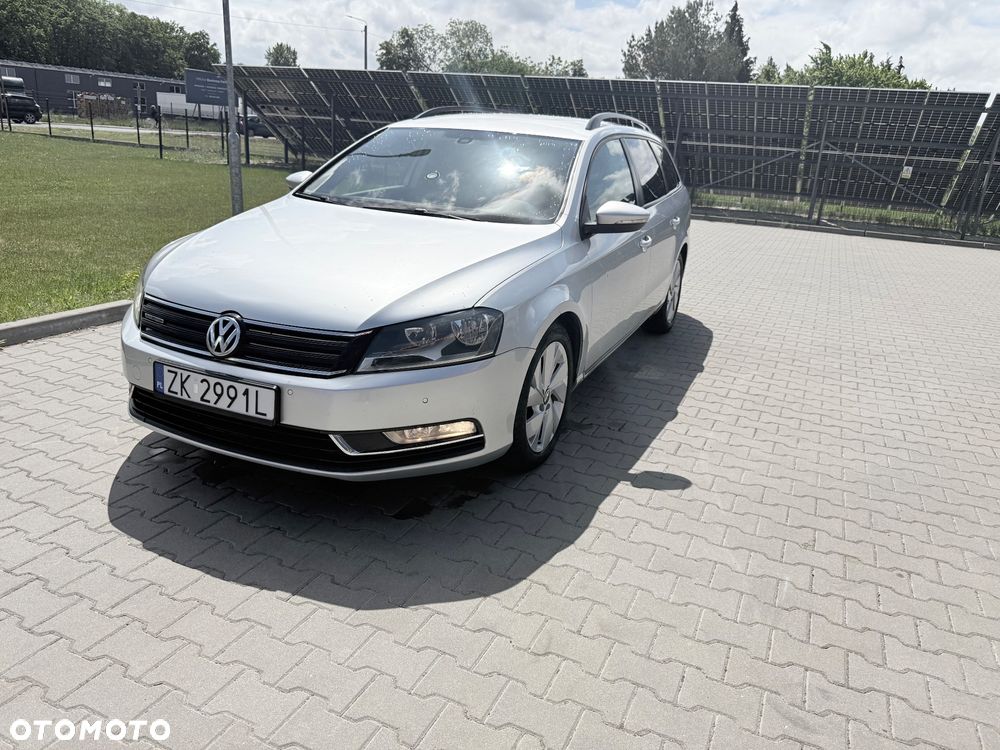 Volkswagen Passat 1.6 TDI Comfortline - 6