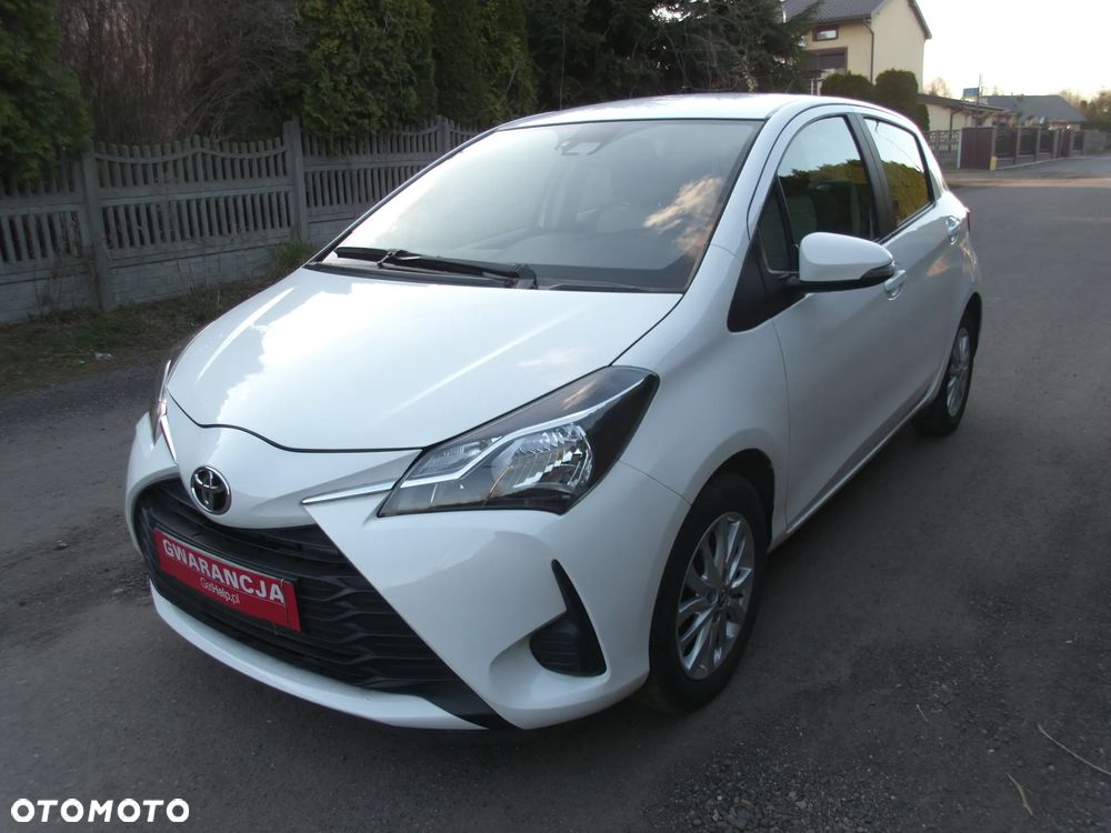 Toyota Yaris 1.5 Premium - 4