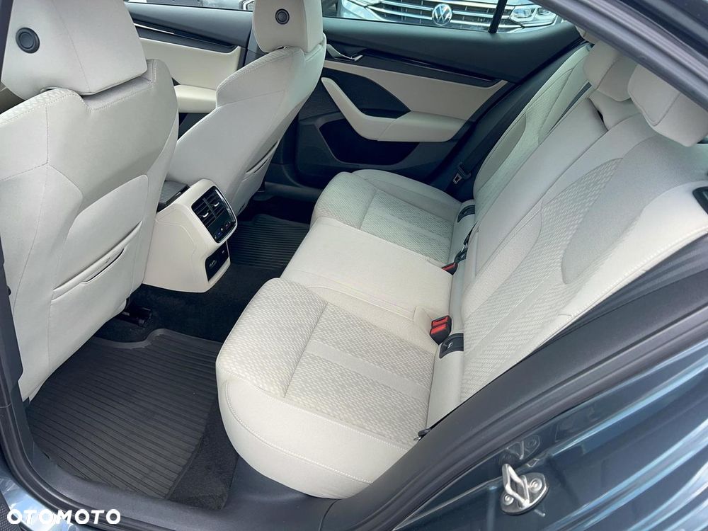 Skoda Octavia 1.5 TSI GPF ACT Style DSG - 25