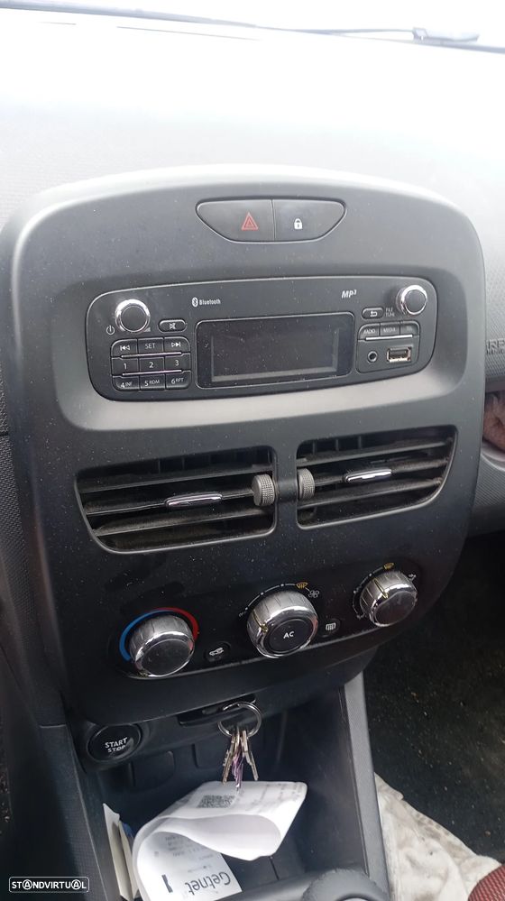 Renault Clio 1.5 dCi # - 1