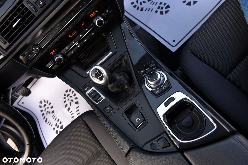 BMW Seria 5 520d - 31