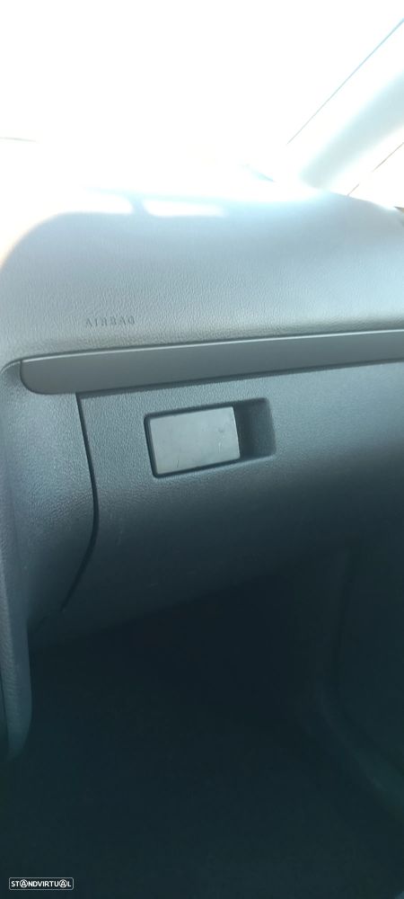 VW Touran 1.4 TSI Trendline 5L - 12