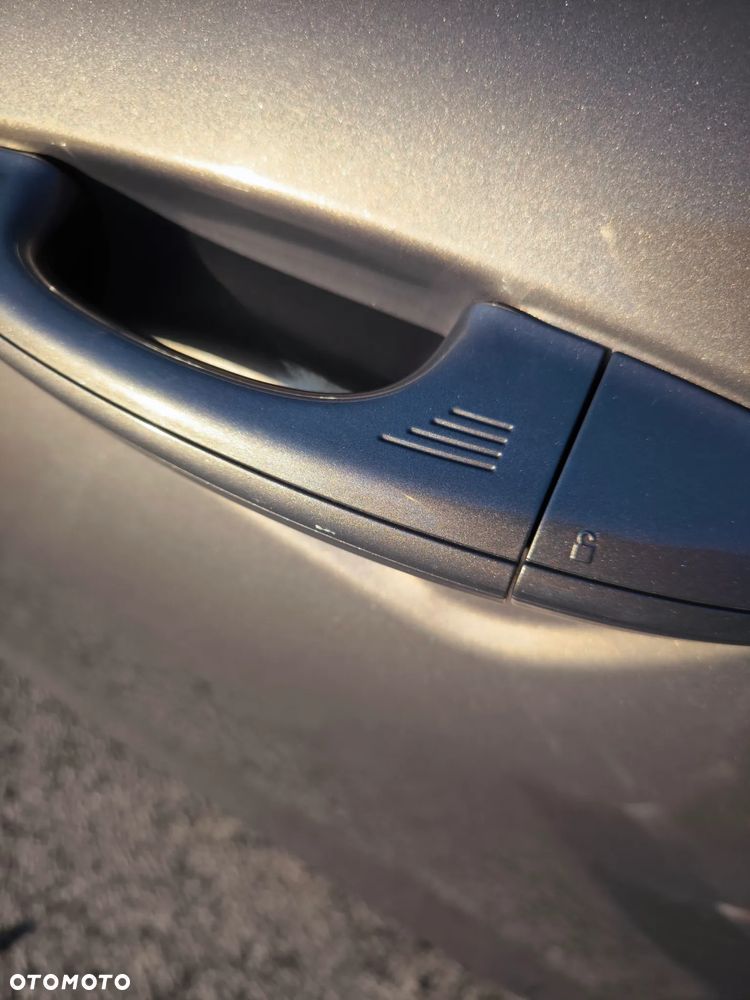 Ford Mondeo 2.0 TDCi Titanium - 24