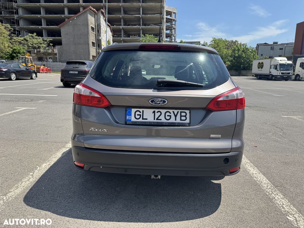 Ford Focus - 9