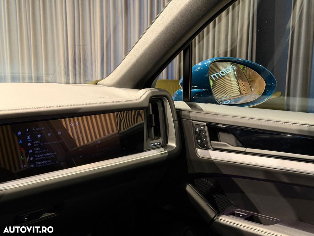 Porsche Cayenne Coupe E-Hybrid Black Edition - 34