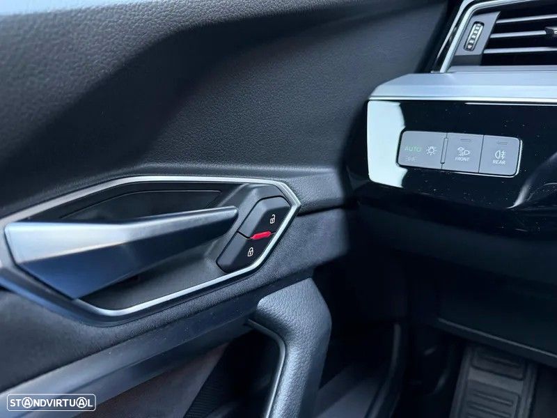 Audi e-tron 55 quattro S line - 32