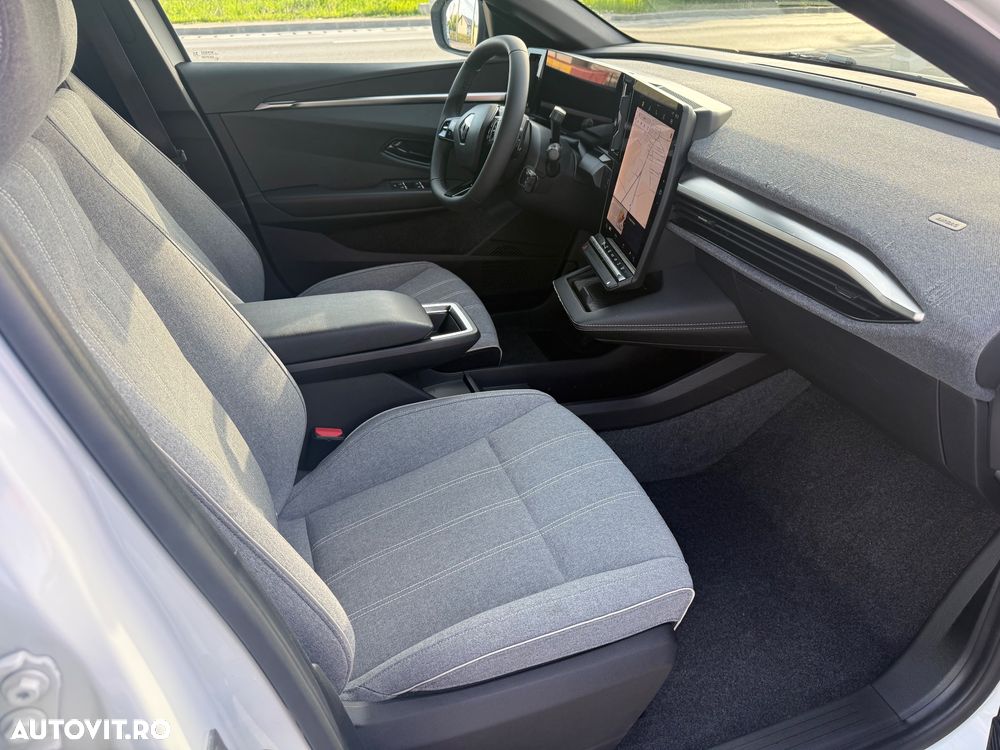 Renault Megane E-TECH 60 kWh 130 CP Evolution - 6
