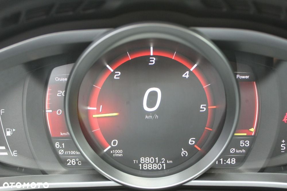 Volvo V40 D3 Geartronic Kinetic - 20
