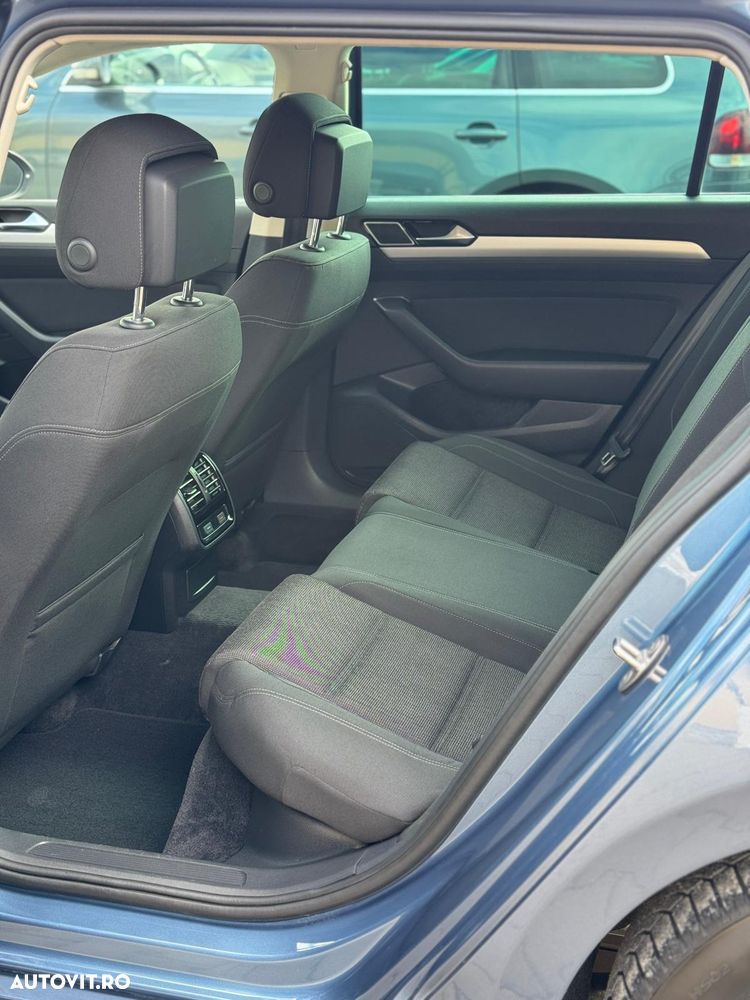Volkswagen Passat 2.0 TDI SCR DSG Business - 21