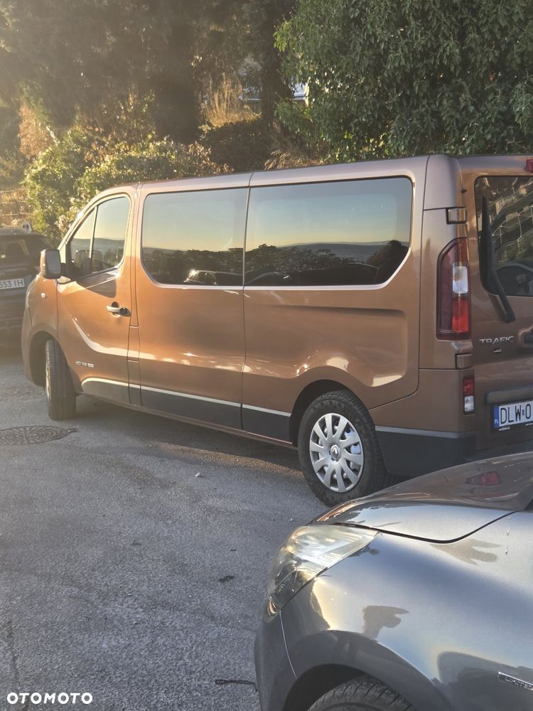 Renault Trafic 2017 photo 3